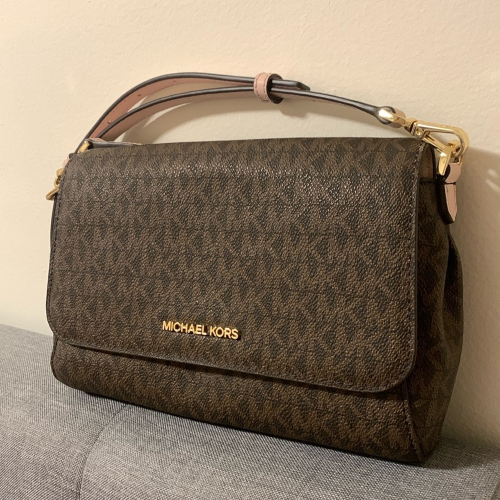 MK Michael Kors Medium Crossbody Bag